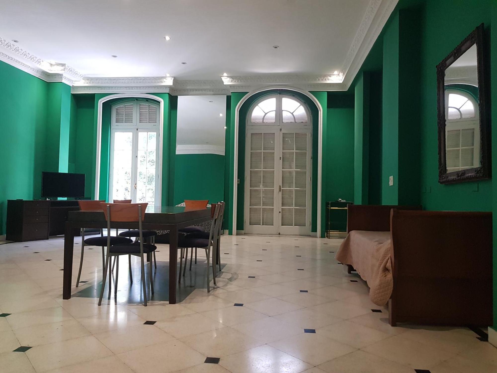 Leonardo Da Vinci Apartahotel
